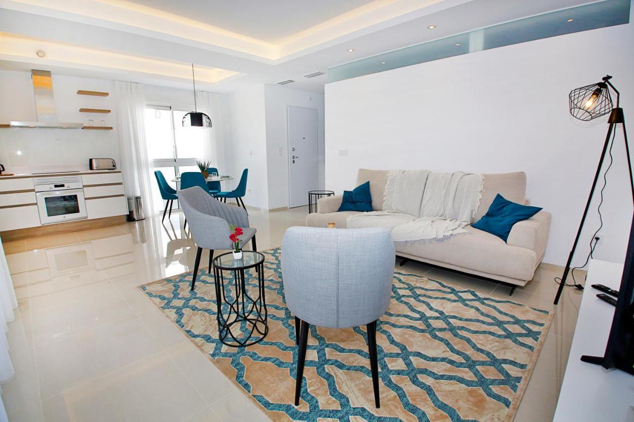 Fortuna 15 - Apartamento Con Azotea Privada Y Piscina 로잘레스 외부 사진