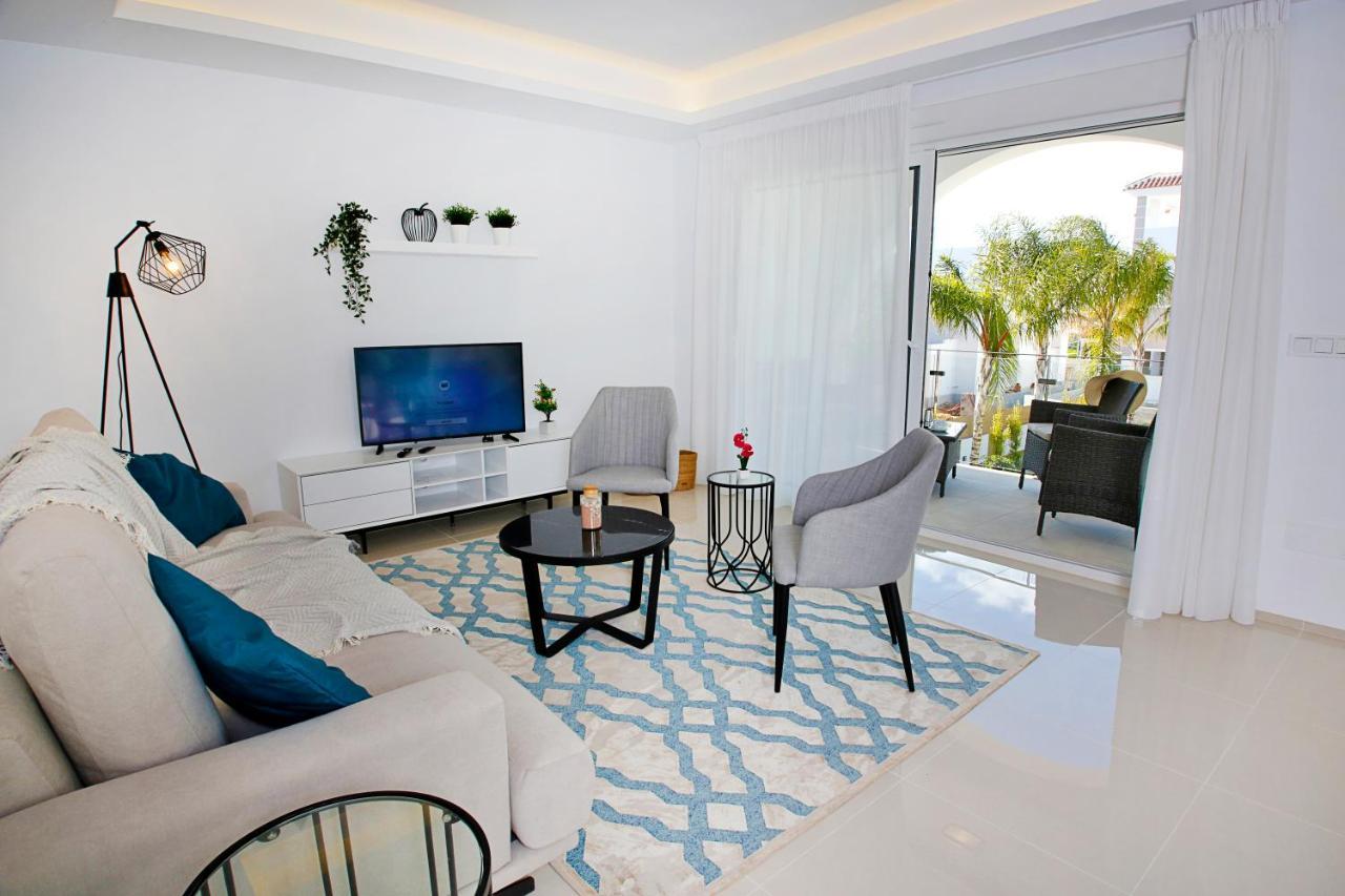 Fortuna 15 - Apartamento Con Azotea Privada Y Piscina 로잘레스 외부 사진